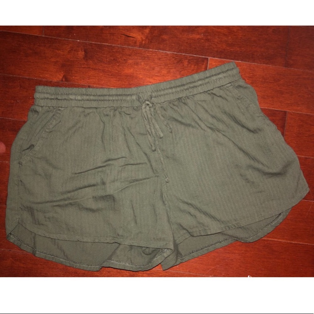 Universal Thread Soft Linen Shorts. WORN ONCE